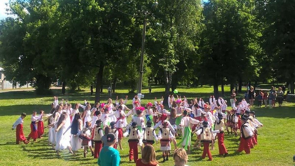 Міський фольклорний фестиваль Носівщини «Перлини душі народної».