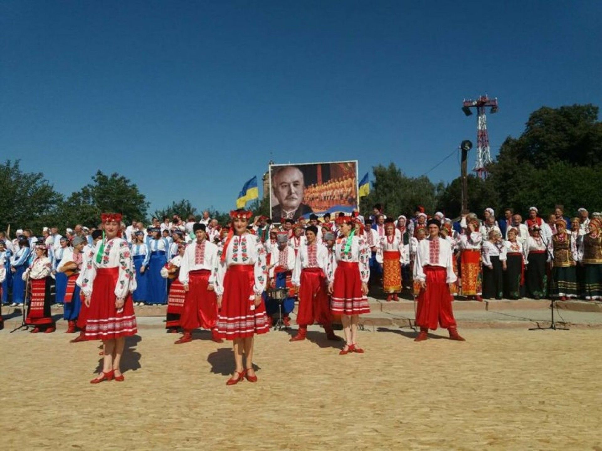 Фестиваль ім. Г.Г. Верьовки «Співоче поле»